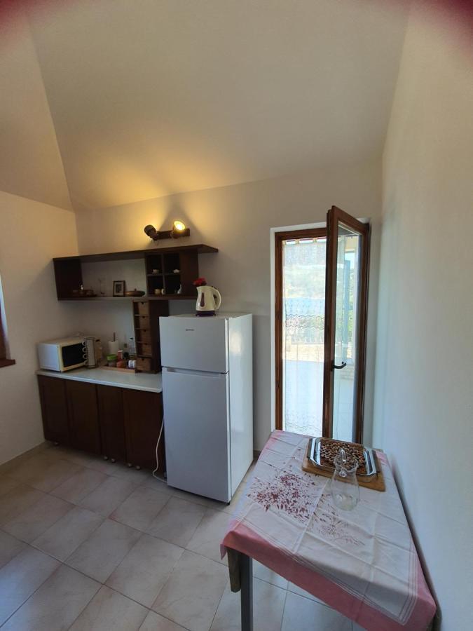Mendula Apartment Rogac Exterior photo