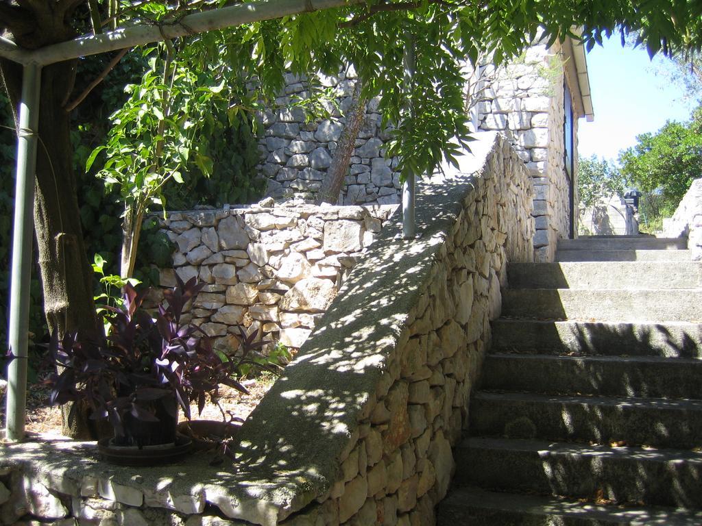 Mendula Apartment Rogac Exterior photo